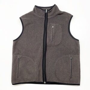 Tiara International charcoal gray fleece zip up vest